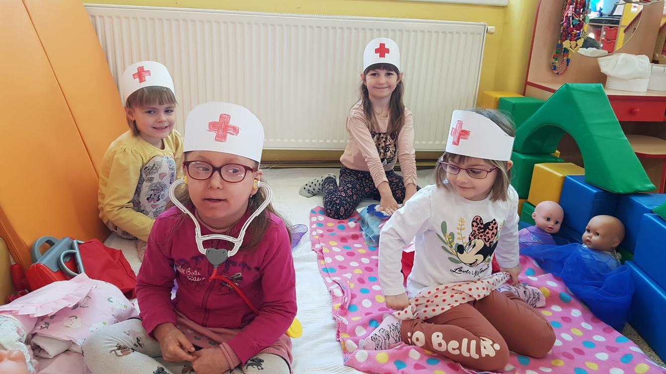 SOVIČKY: ,,ZDRAVÍ,NEMOC - KDYŽ ALENKA STŮNĚ" - 66