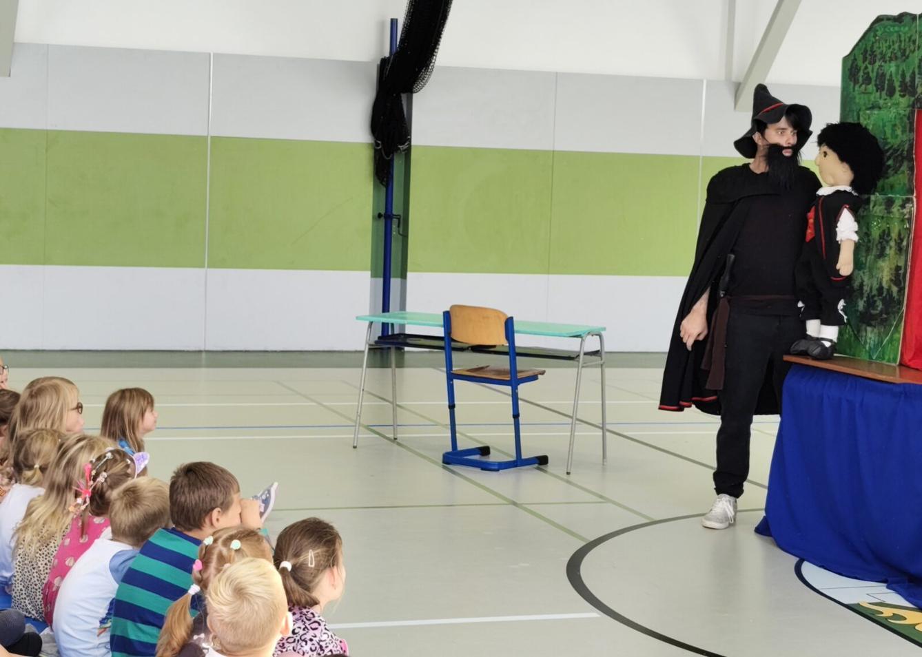 8. 9. Divadélko pro školy, I. stupeň - 7