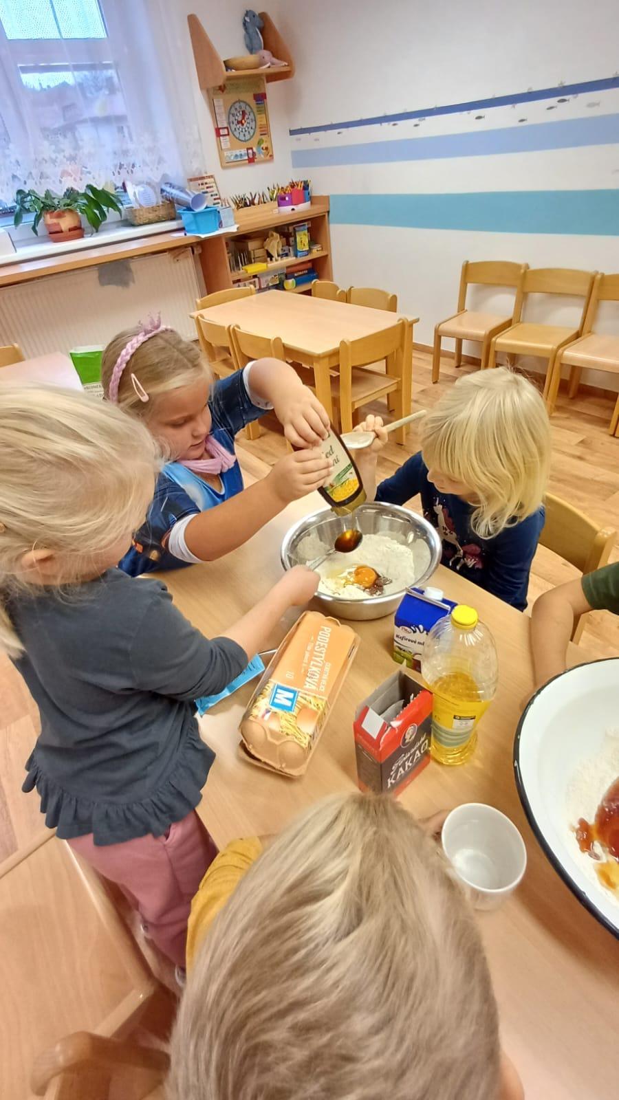 pečení pavučinkové buchty - 7