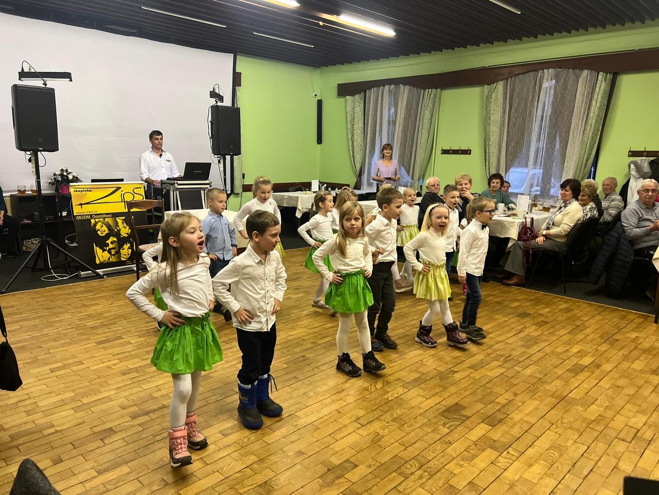 VYSTOUPENÍ PRO LIBCHAVSKÉ SENIORY - 5