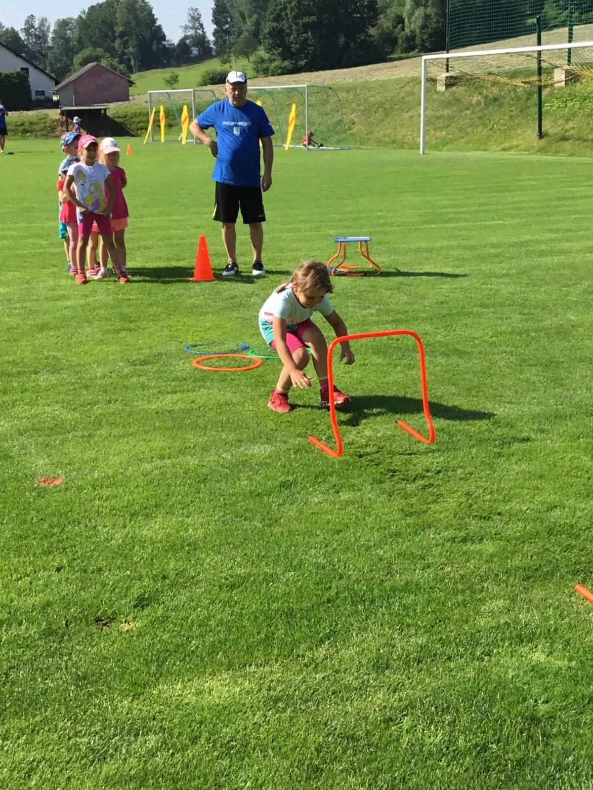 "Fotbalová hvězdička" - 38