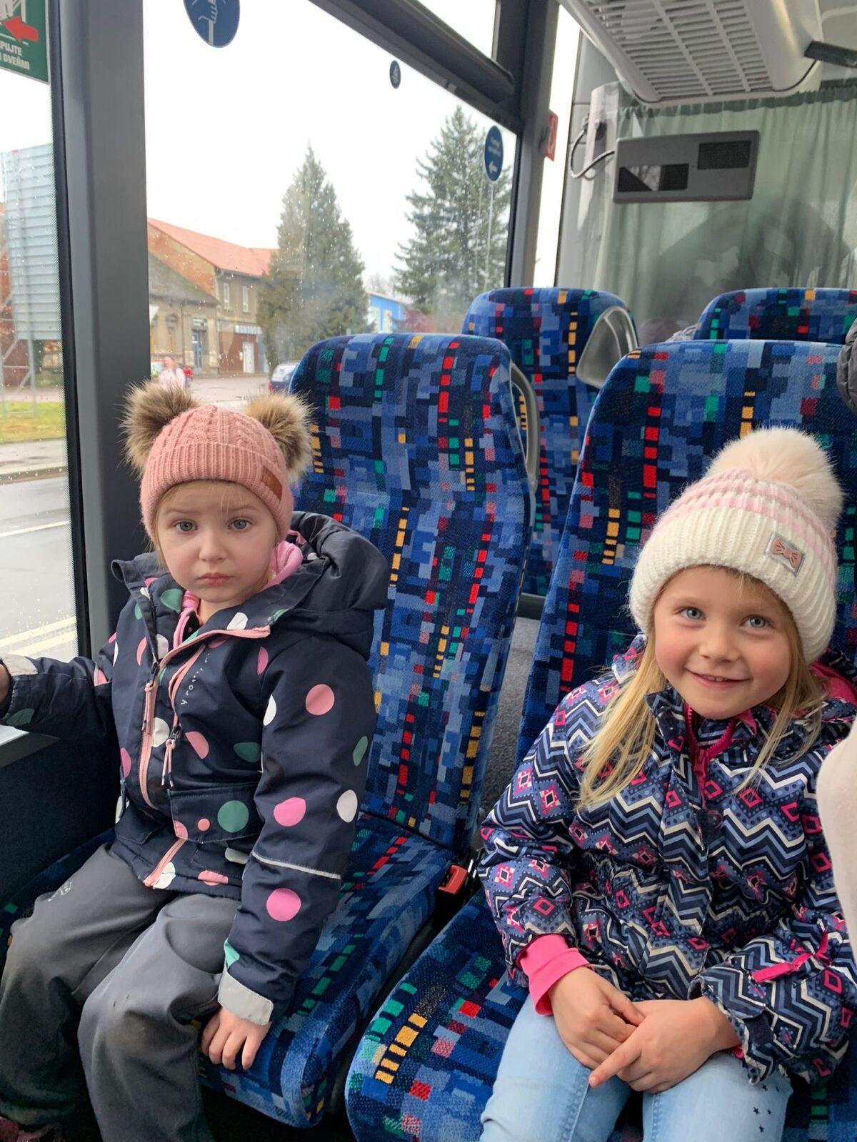 divadlo v UO - "čertův švagr" - 9