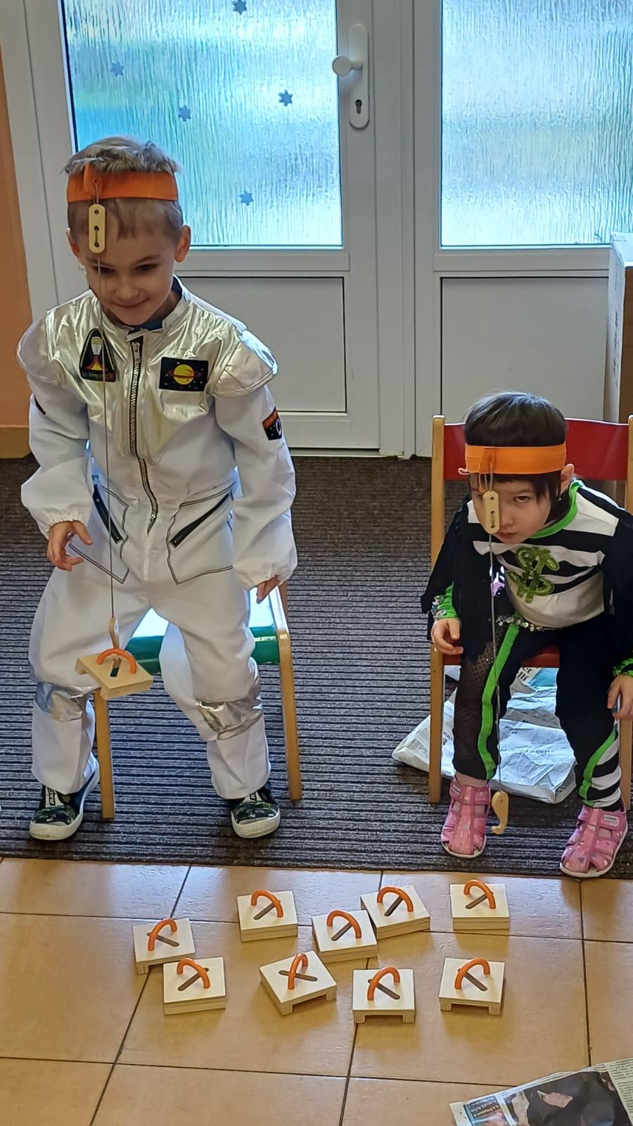 karneval na téma vesmír + přehlídka raket - 36