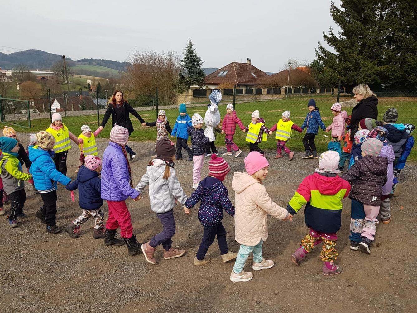 VYNÁŠENÍ  MORANY - 28