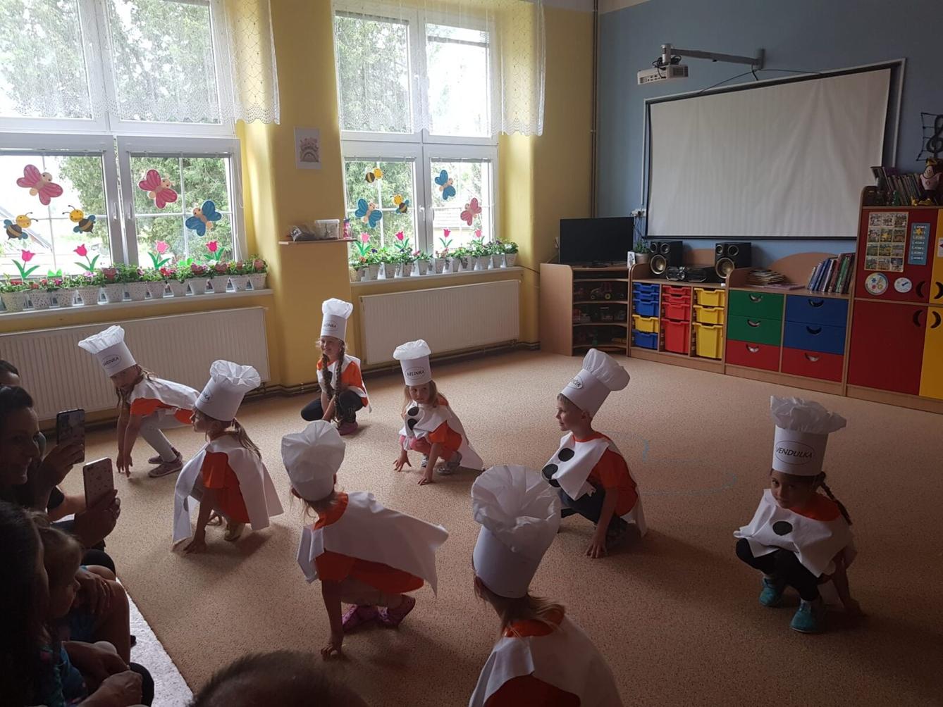 BESÍDKA PRO MAMINKY - 28