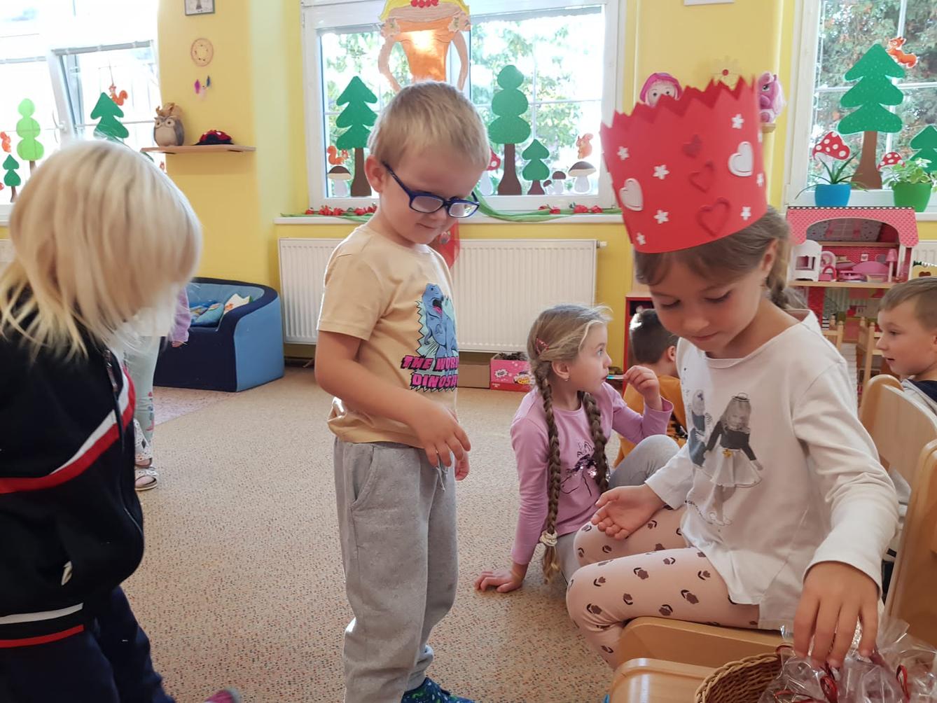 SLAVÍME: VENDULKA MĚLA NAROZENINY - 9