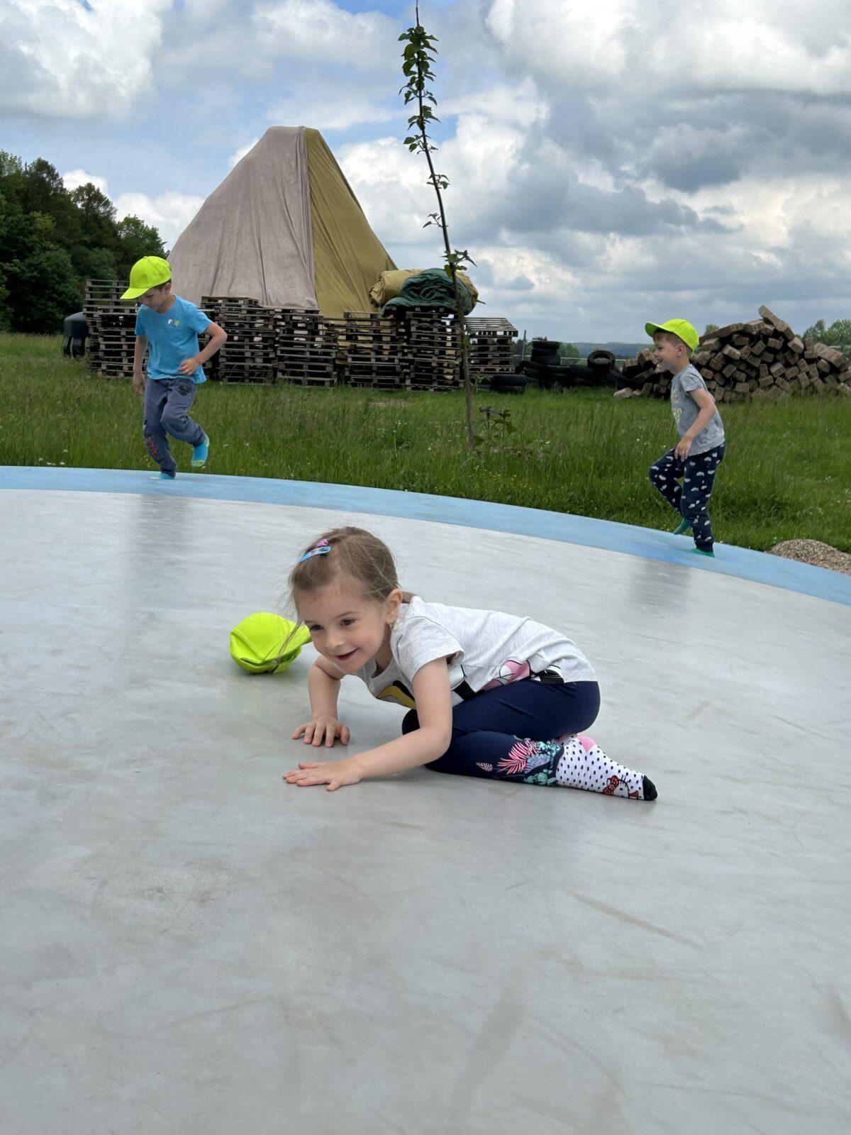 VÝLET NA BABIČČIN STATEK - 102