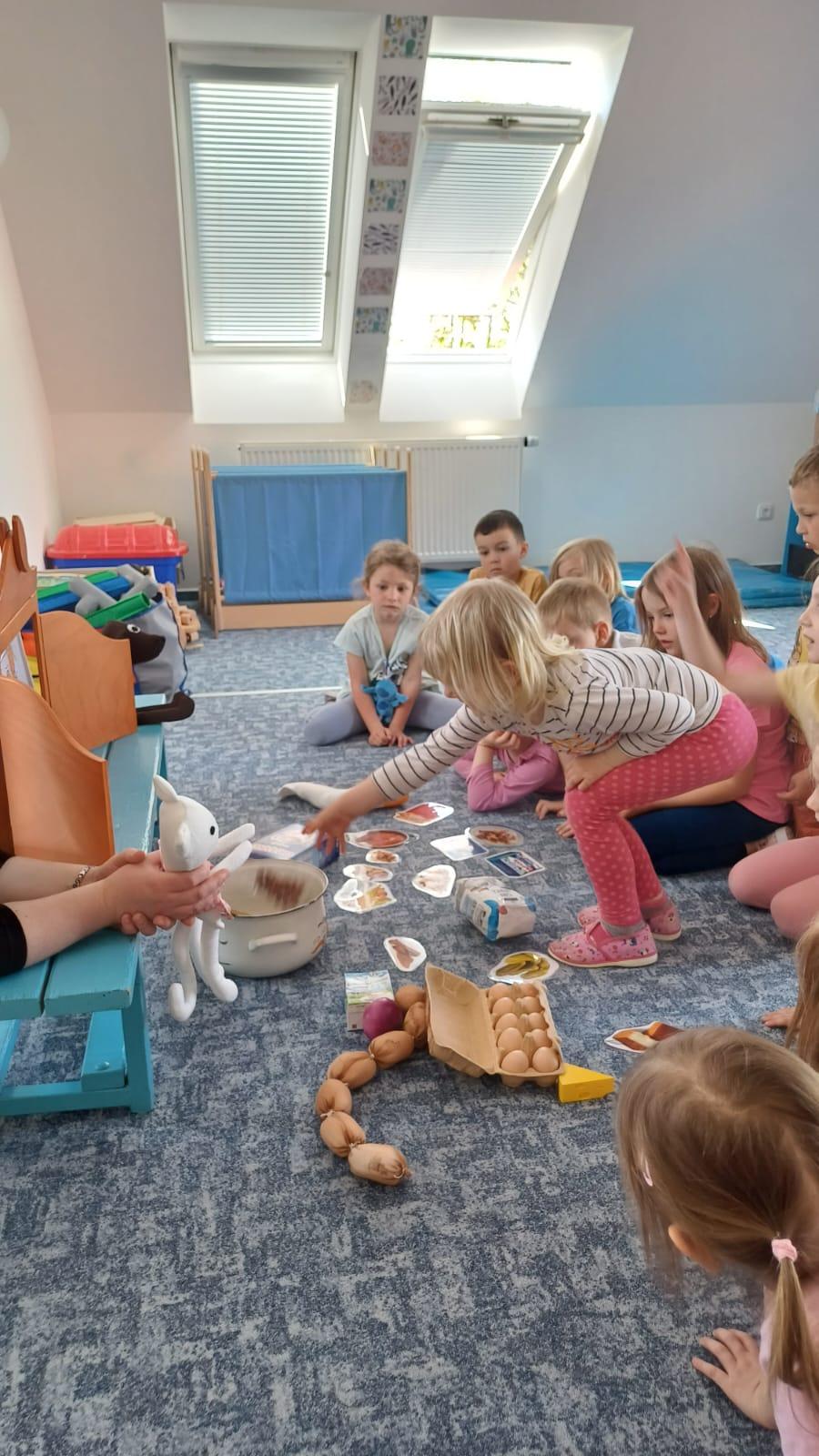 čtenářská gramotnost - jak pejsek s kočičkou dělali dort - 8