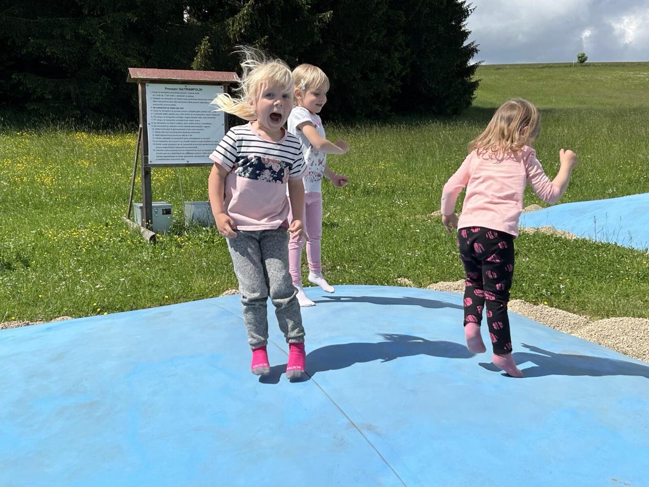 VÝLET NA BABIČČIN STATEK - 106