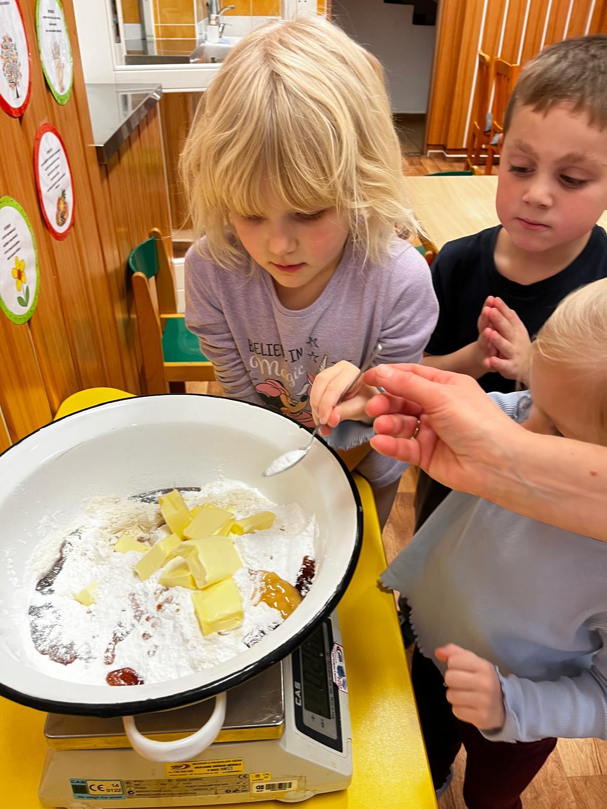 pečení perníčků - 15