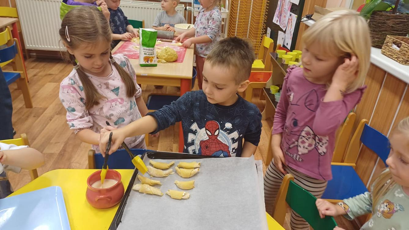 pečení svatomartinských rohlíčků - 11