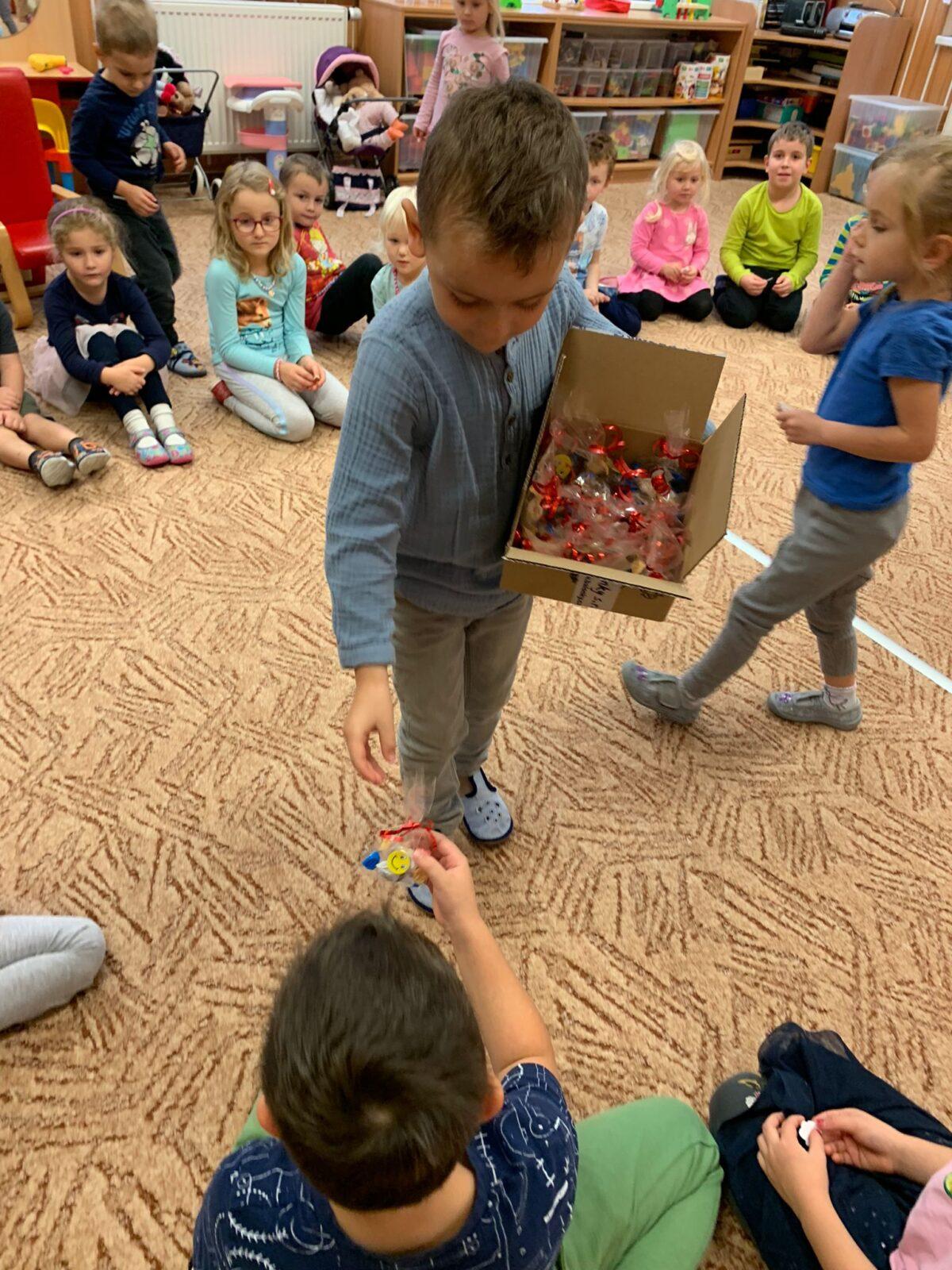 Páťa slaví narozeniny - 2