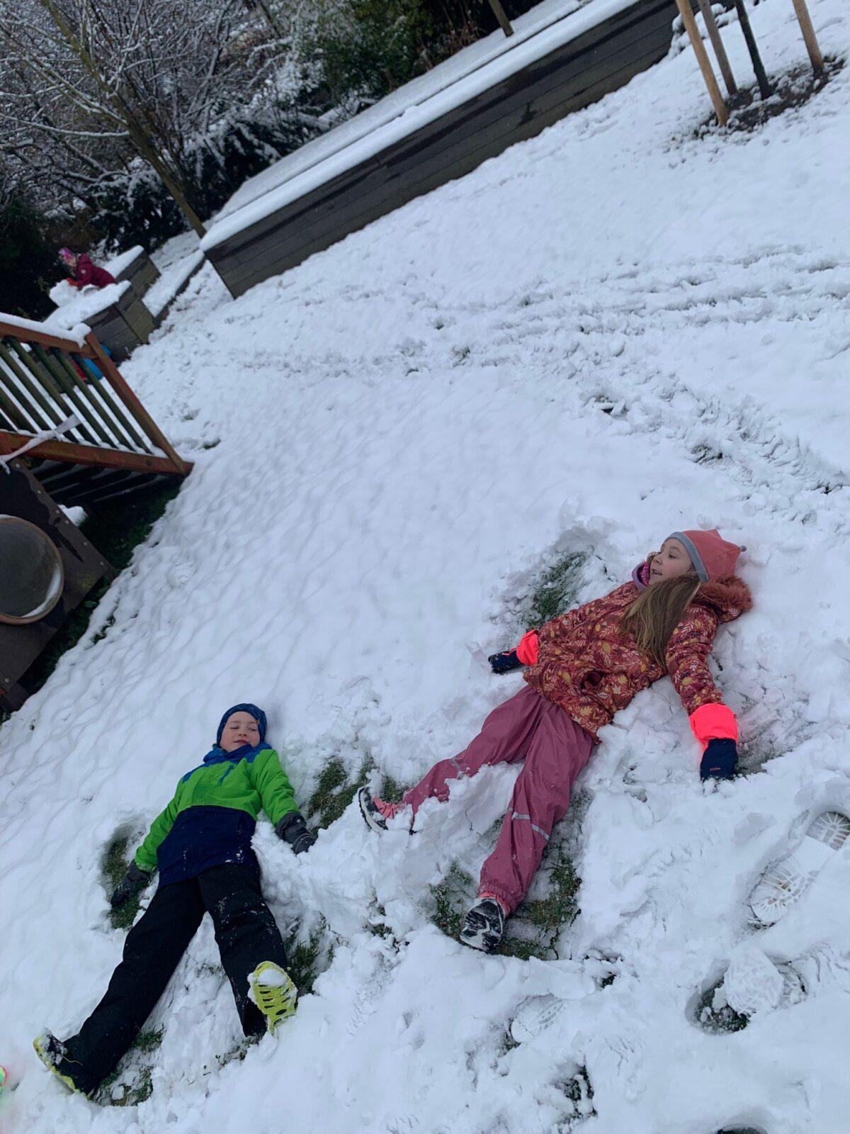 První sníh ve školce - 7