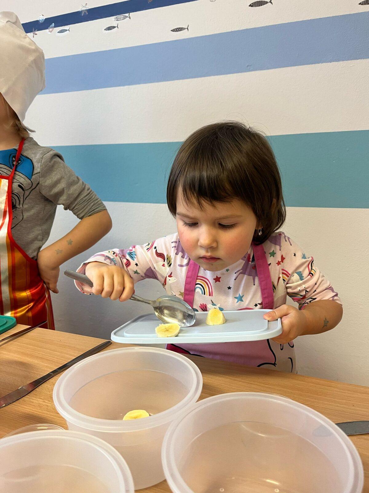 Pan kuchař a pečení muffinů - 15