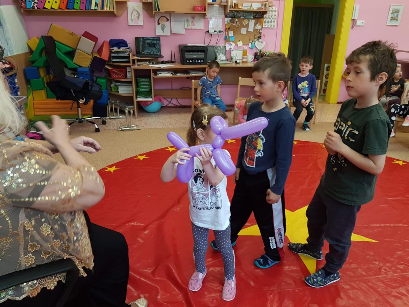 ,,PŘIJEL K NÁM CIRKUS" - 26