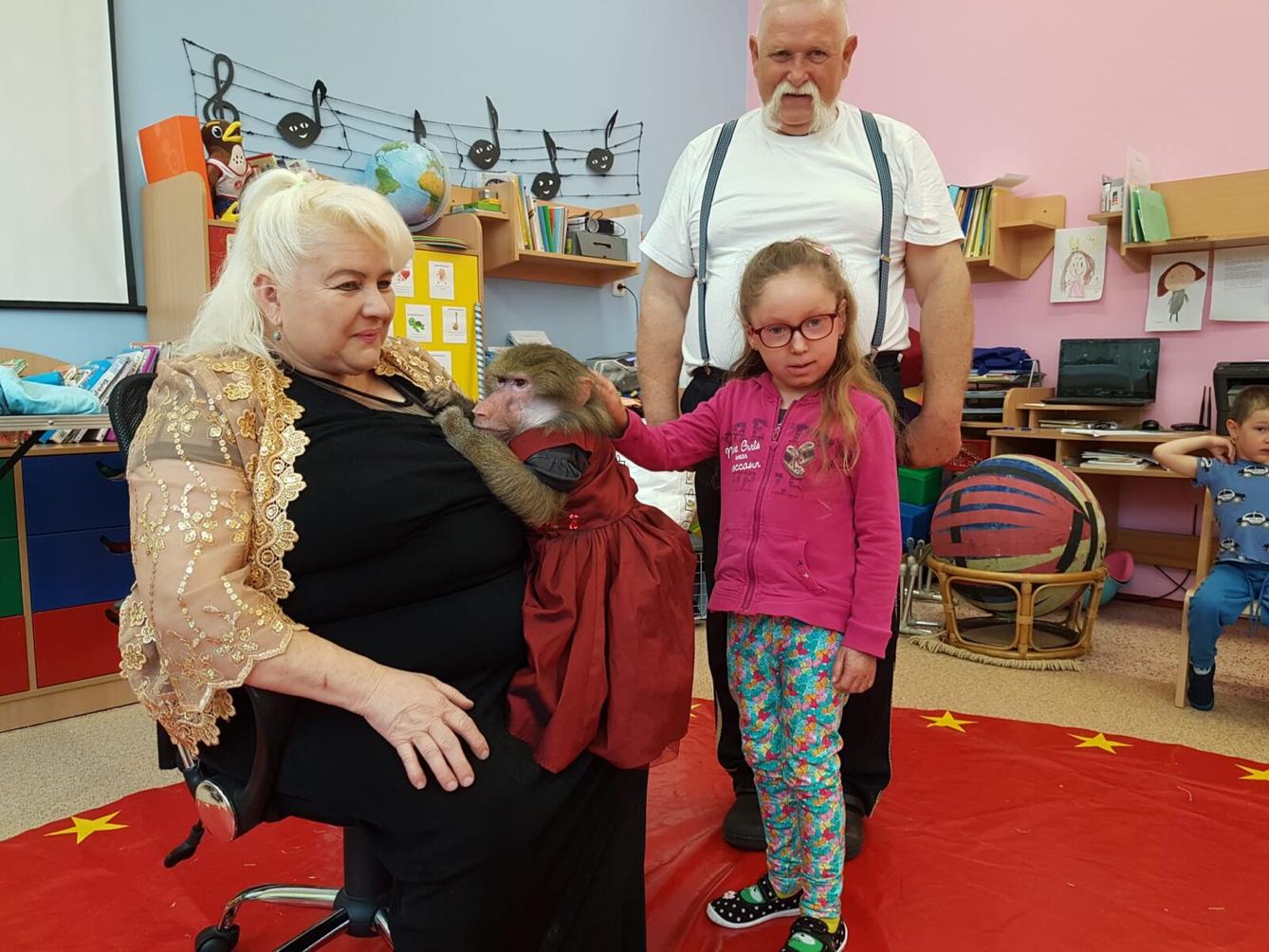 ,,PŘIJEL K NÁM CIRKUS" - 28