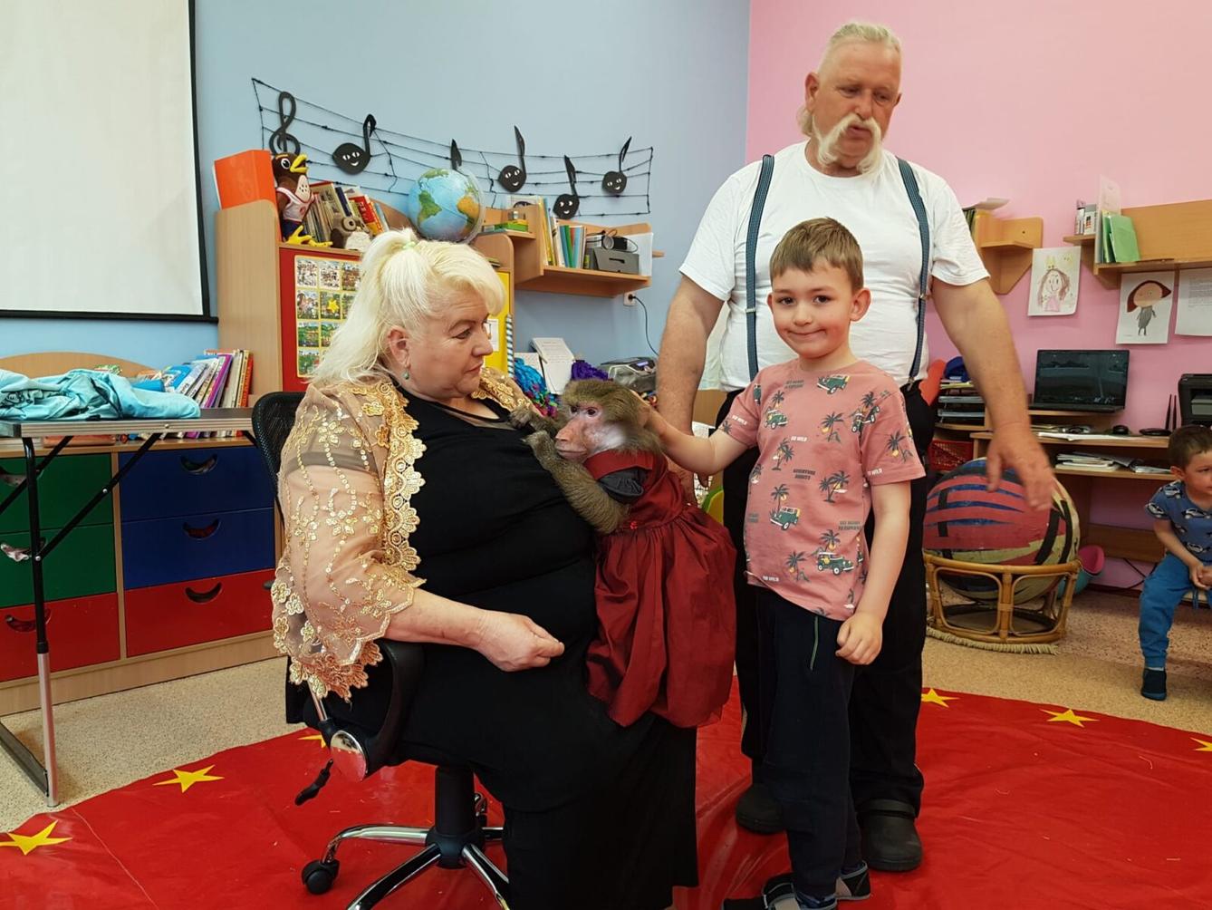 ,,PŘIJEL K NÁM CIRKUS" - 29