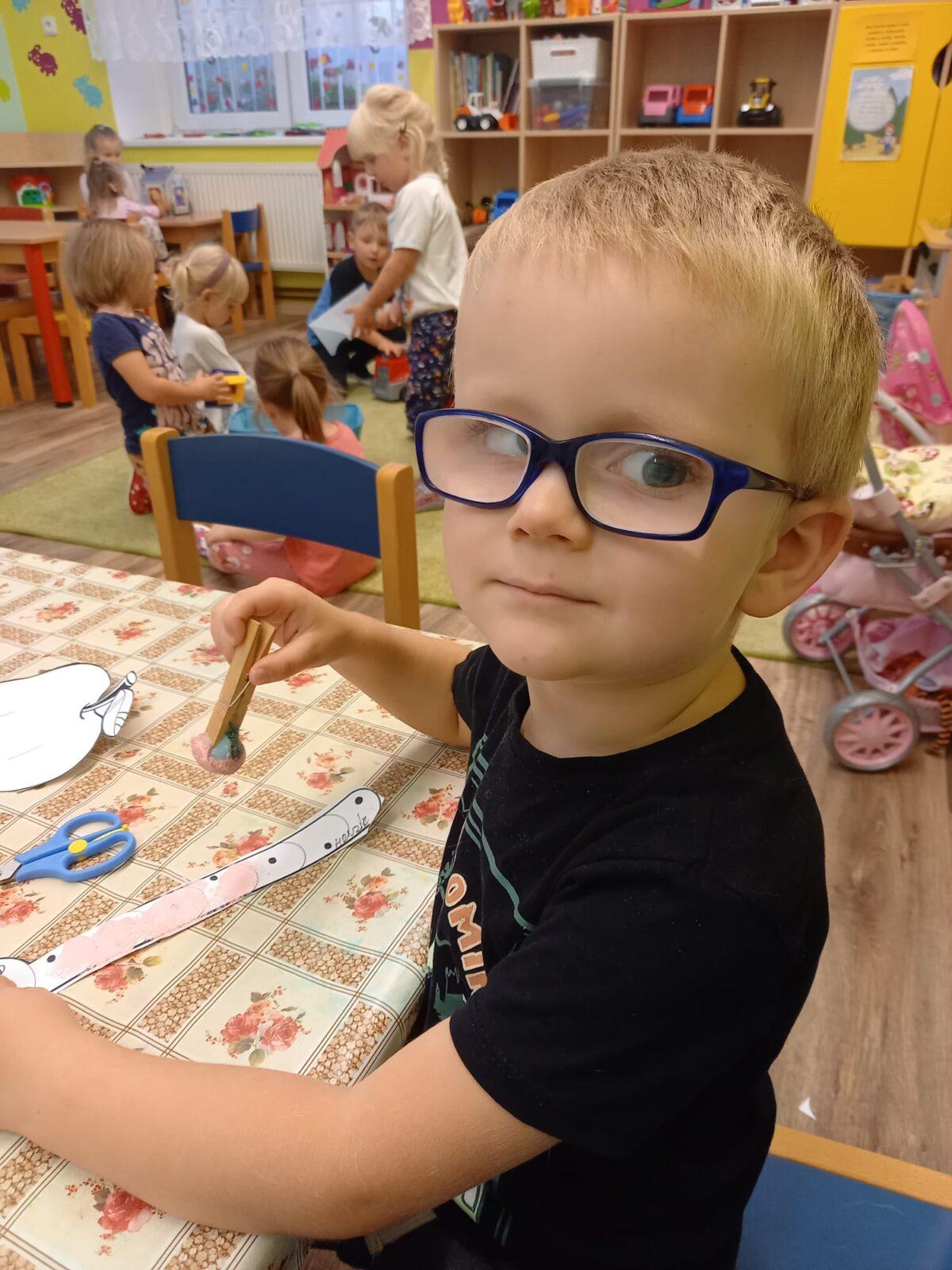 Broučci, tvořeníčko, tvoření: "čas jablíčkové vůně" :-) - 2