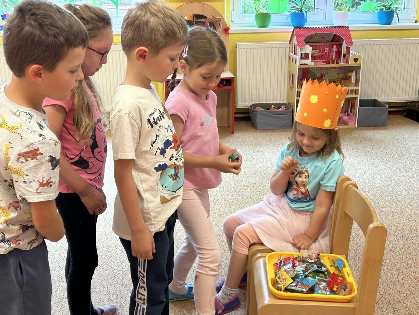 SLAVÍME: IZABELKA MĚLA NAROZENINY - 8