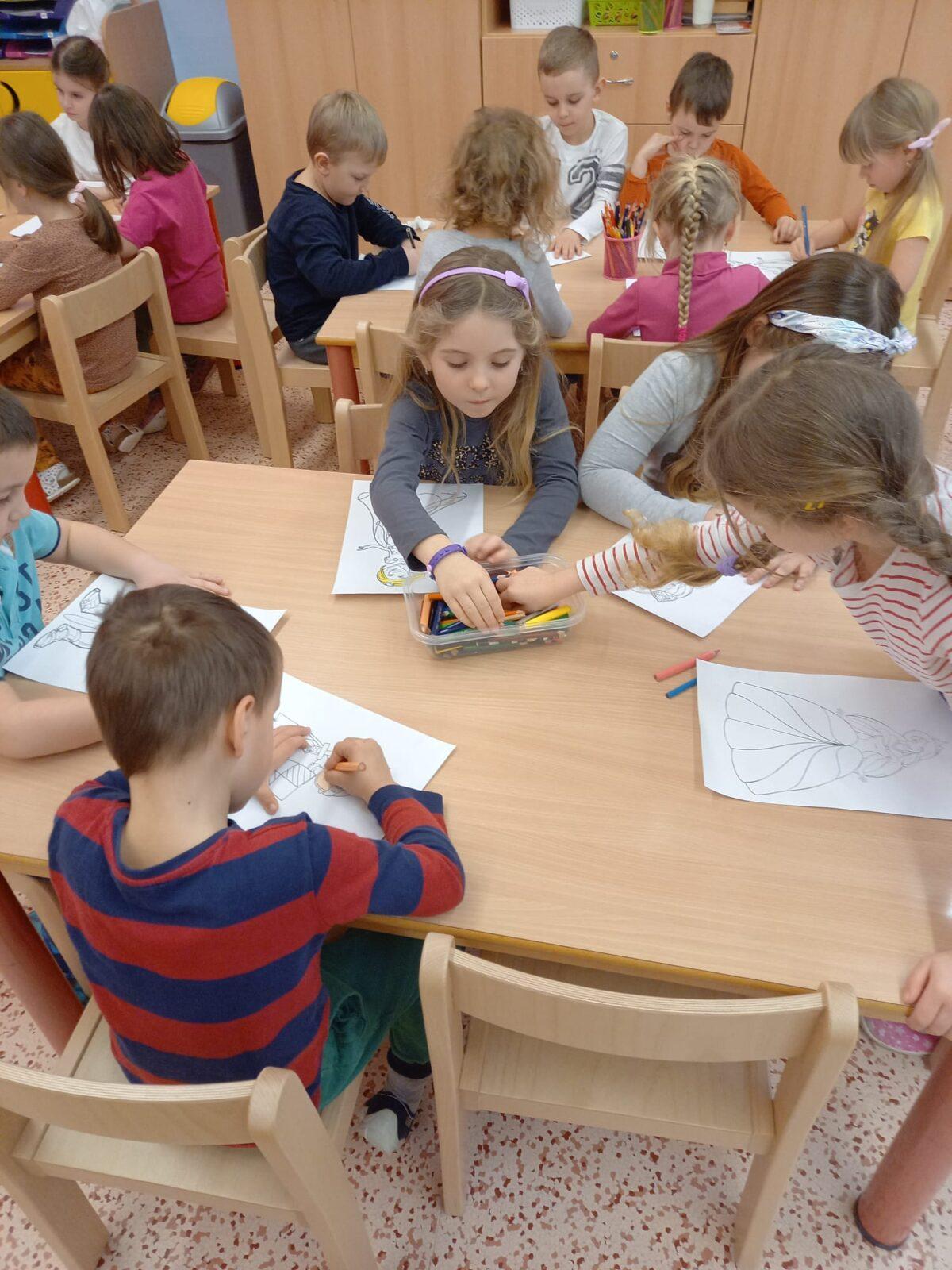 Sovičky: Tvořeníčko, tvoření : "Z pohádky do pohádky" :-) - 3