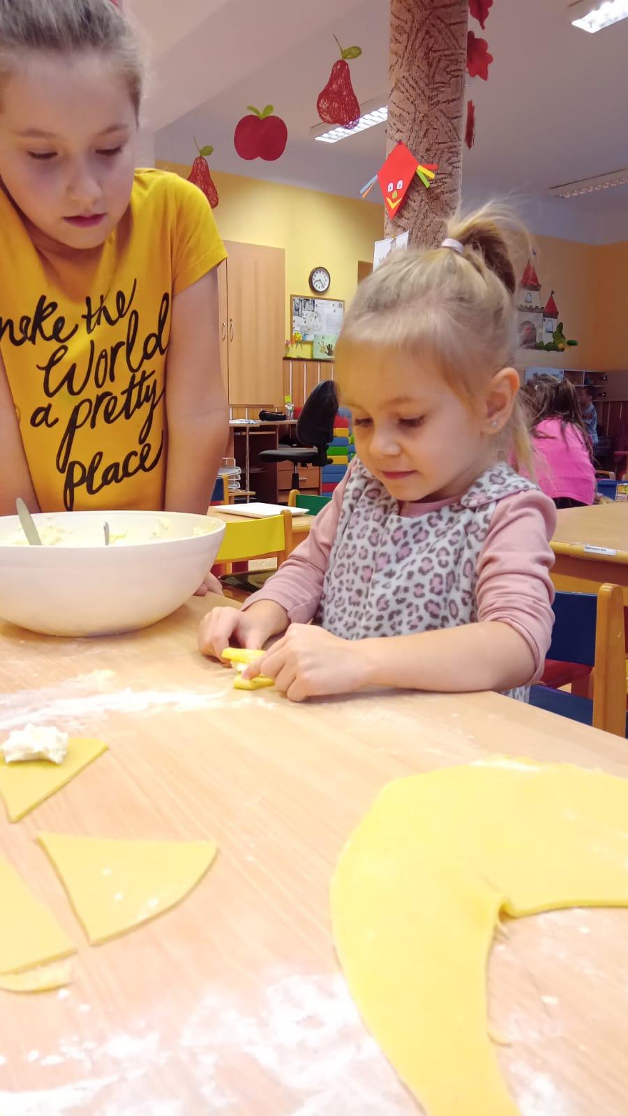 PEČEME SVATOMARTINSKÉ ROHLÍČKY - 14