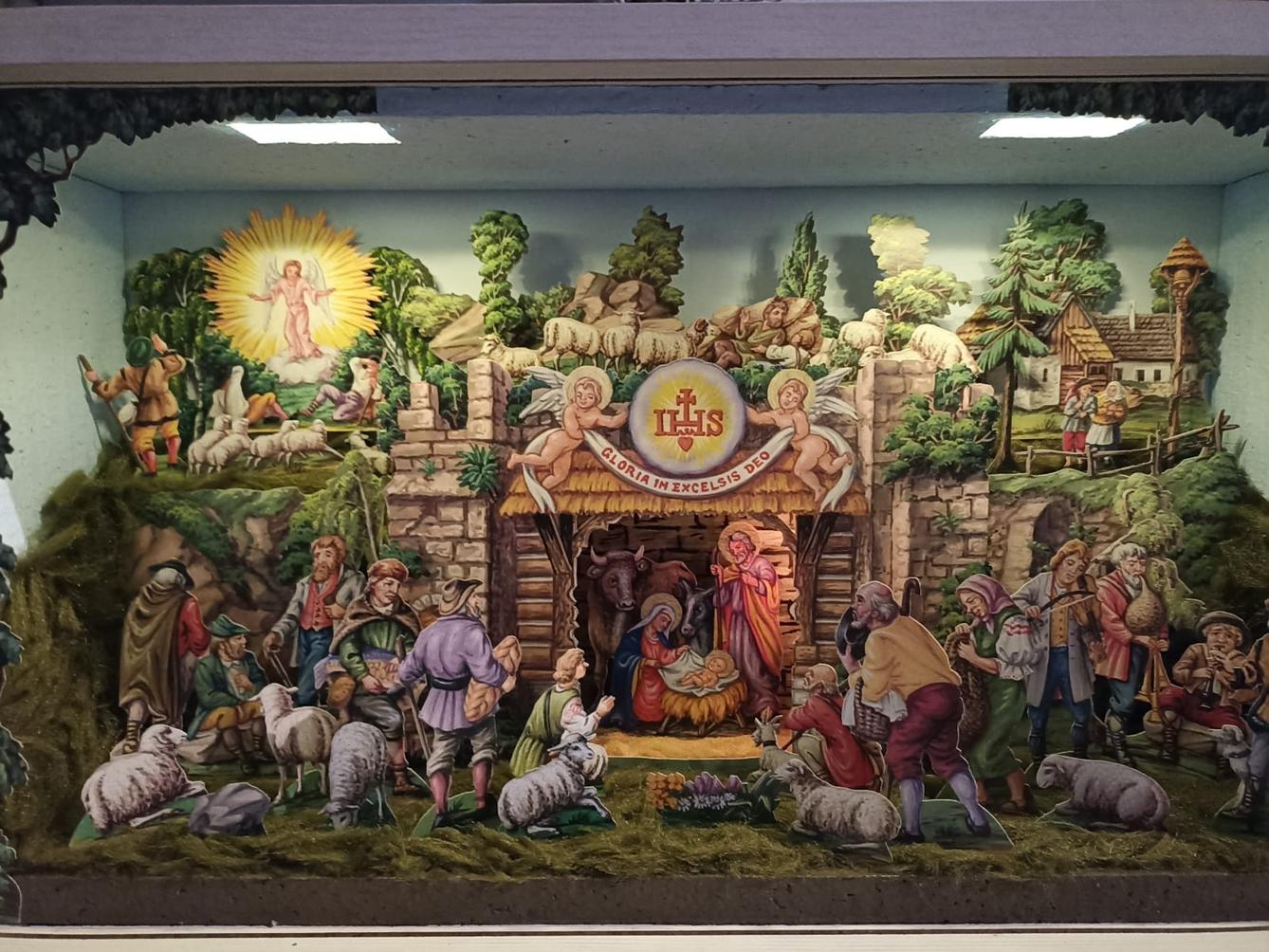 Návštěva místního kostela - 13