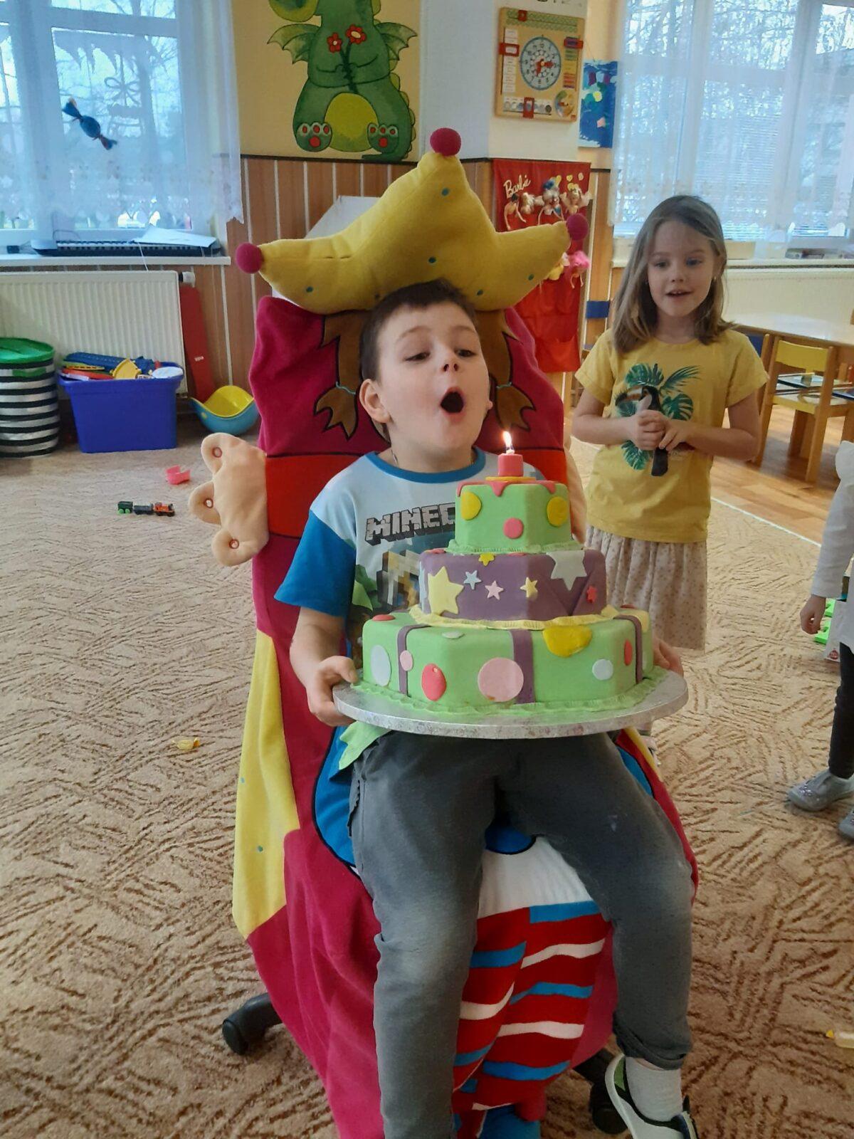 Olík slaví narozeniny - 5