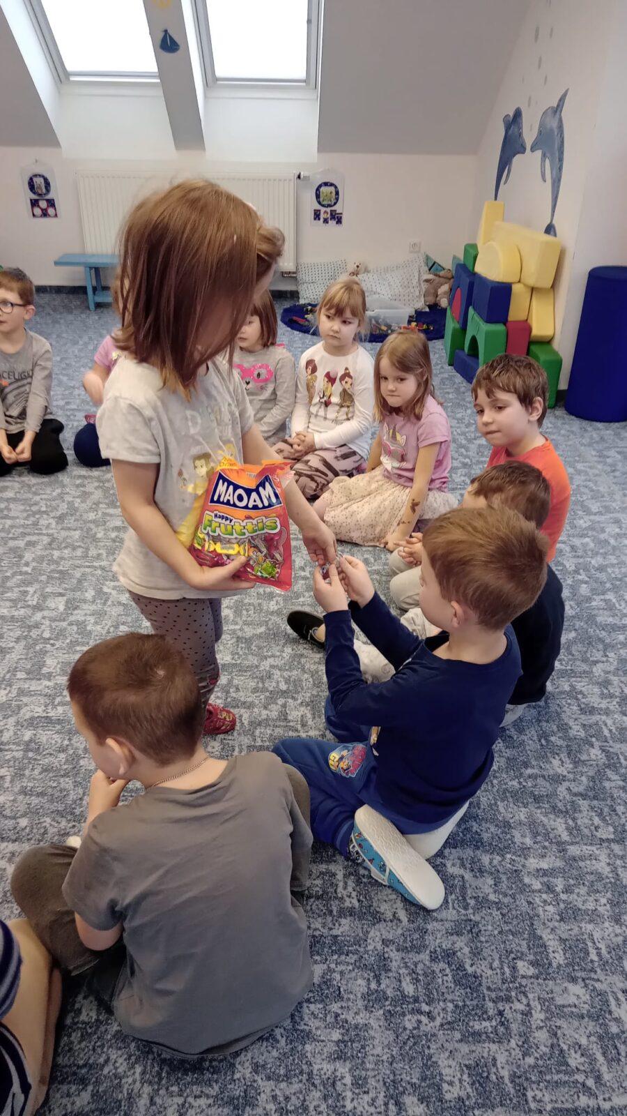 Emilka slaví narozeniny - 1