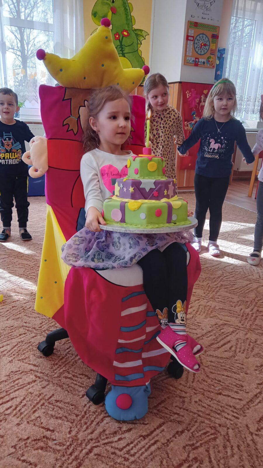 Zoe slaví narozeniny - 10