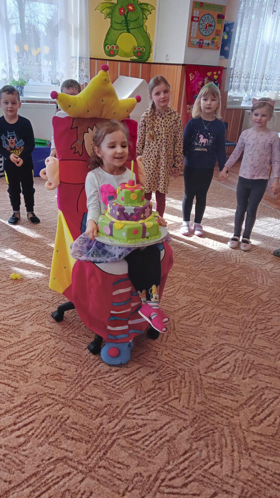 Zoe slaví narozeniny - 11