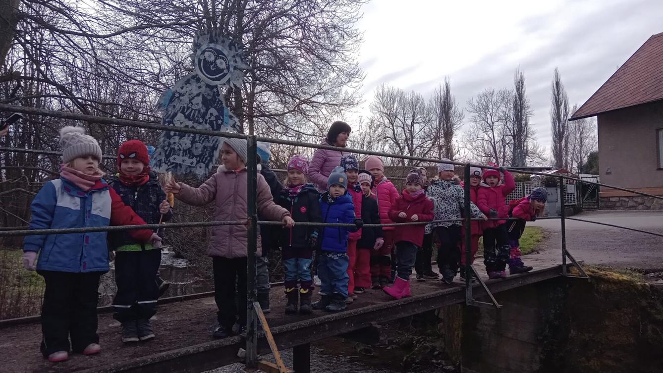 Kamínek mého domova aneb vítání jara - 111