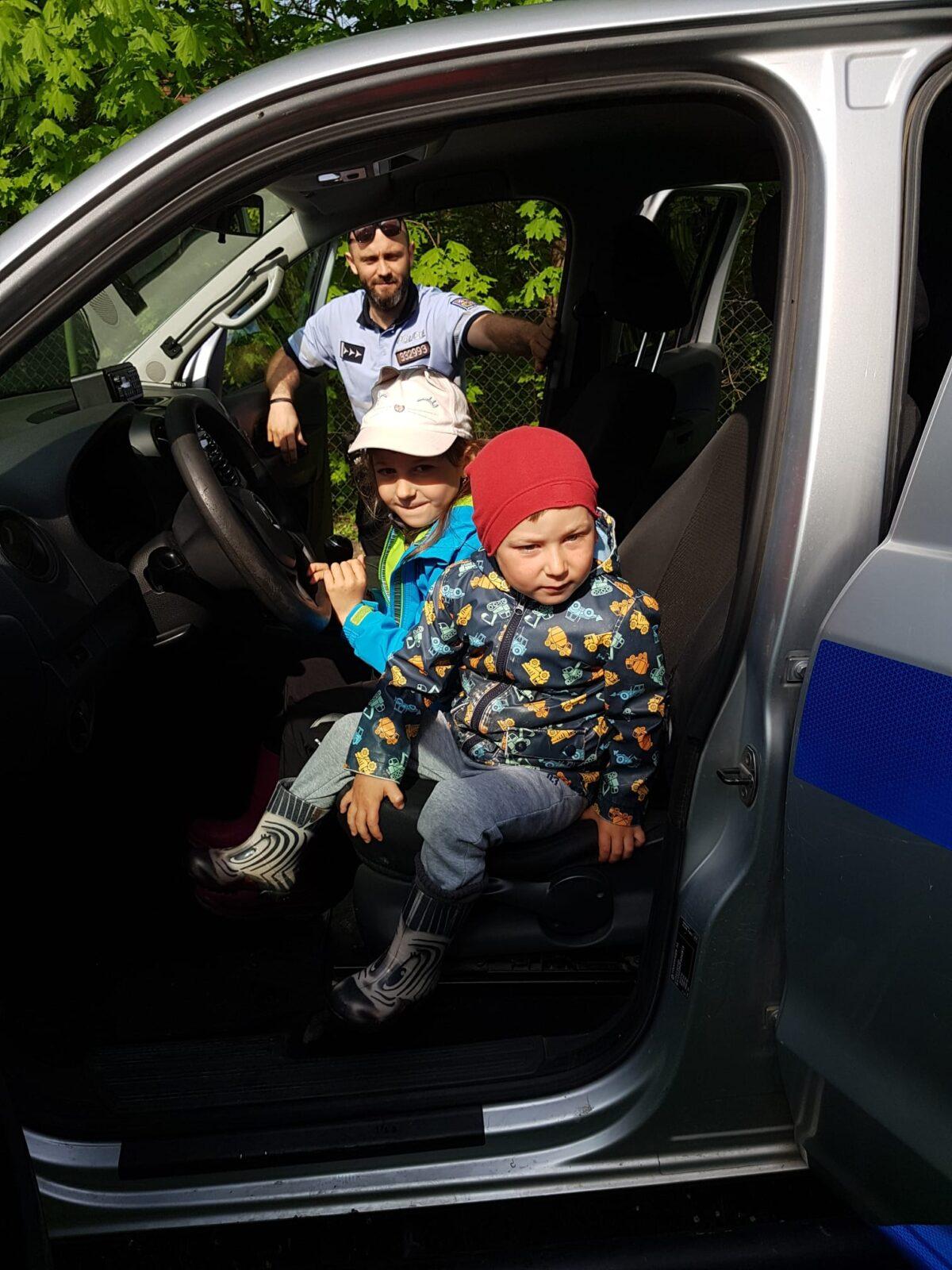 Policie ČR v naší školce :-) - 15