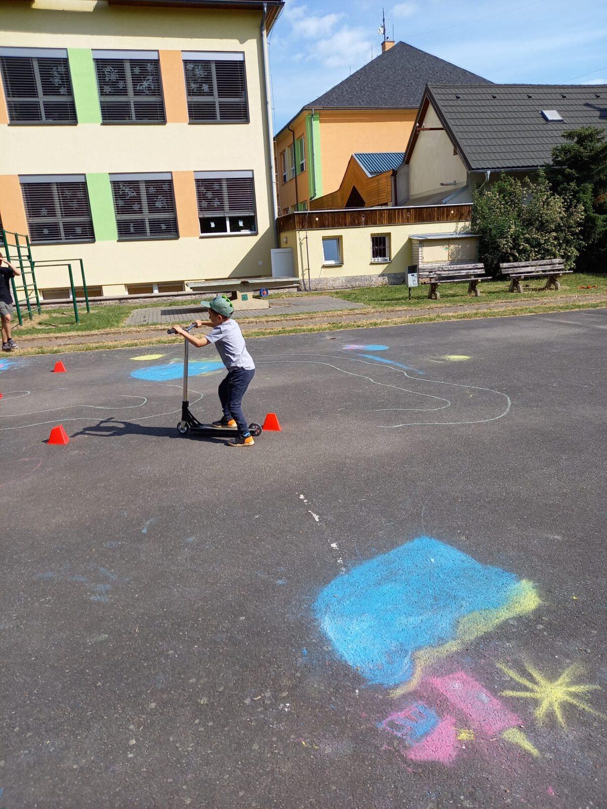 Předškoláci ve škole :-) - 4