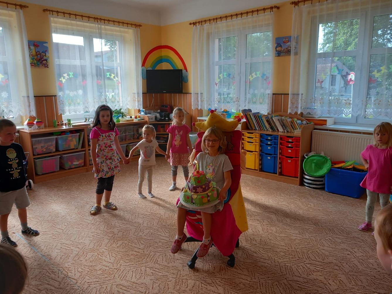 Zuzanka a Nikolka slaví narozeniny - 4