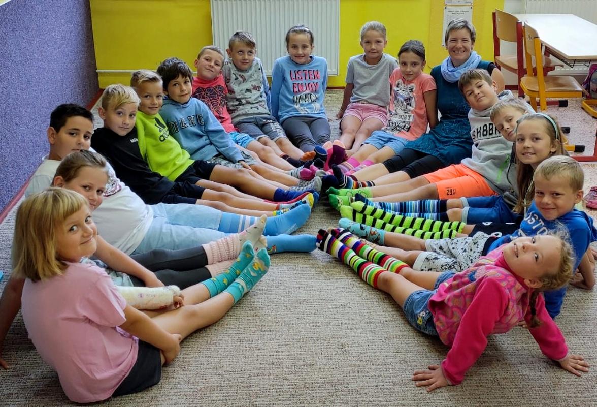 Barevný týden - Ponožkové úterý - 2