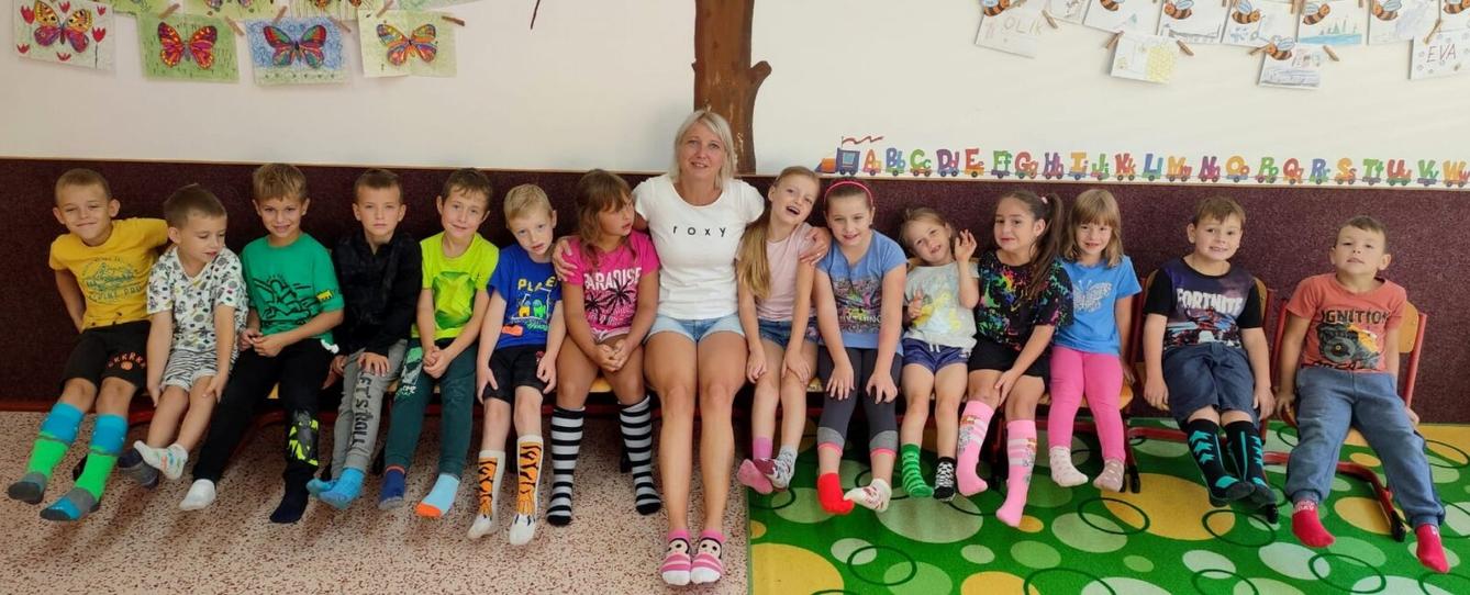 Barevný týden - Ponožkové úterý - 3