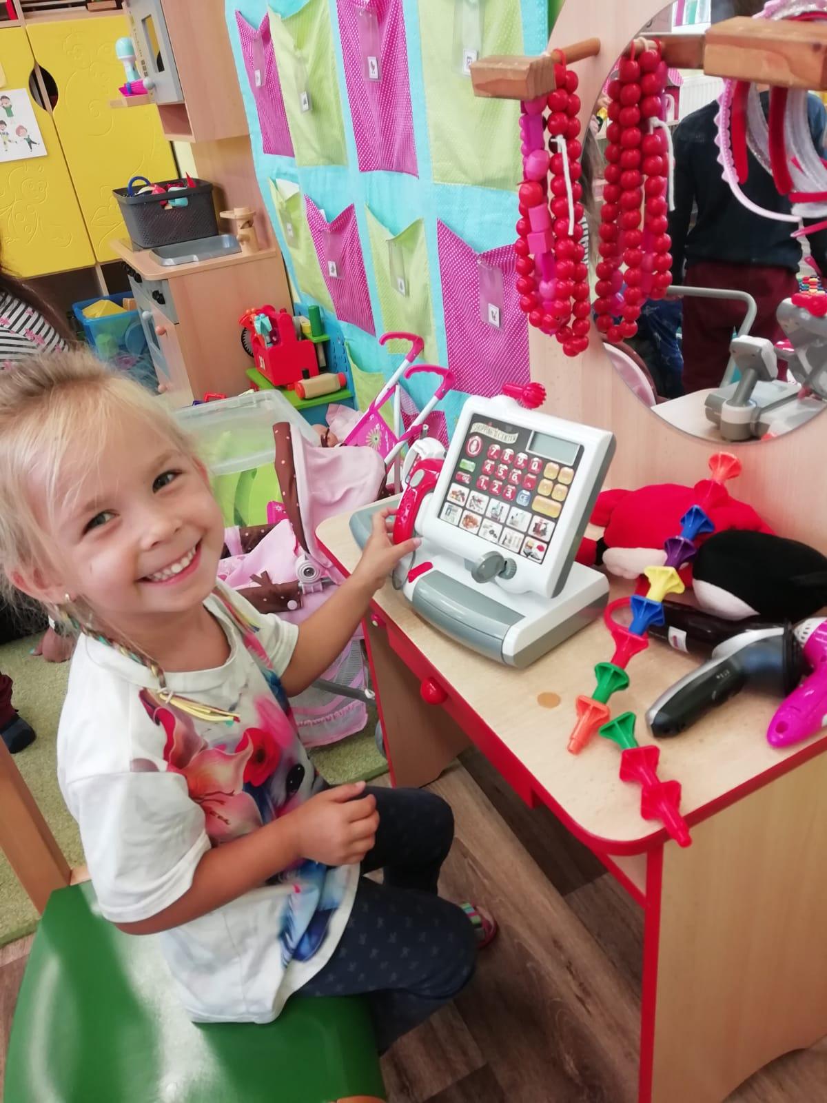 broučci: první dny ve školce :) - 9