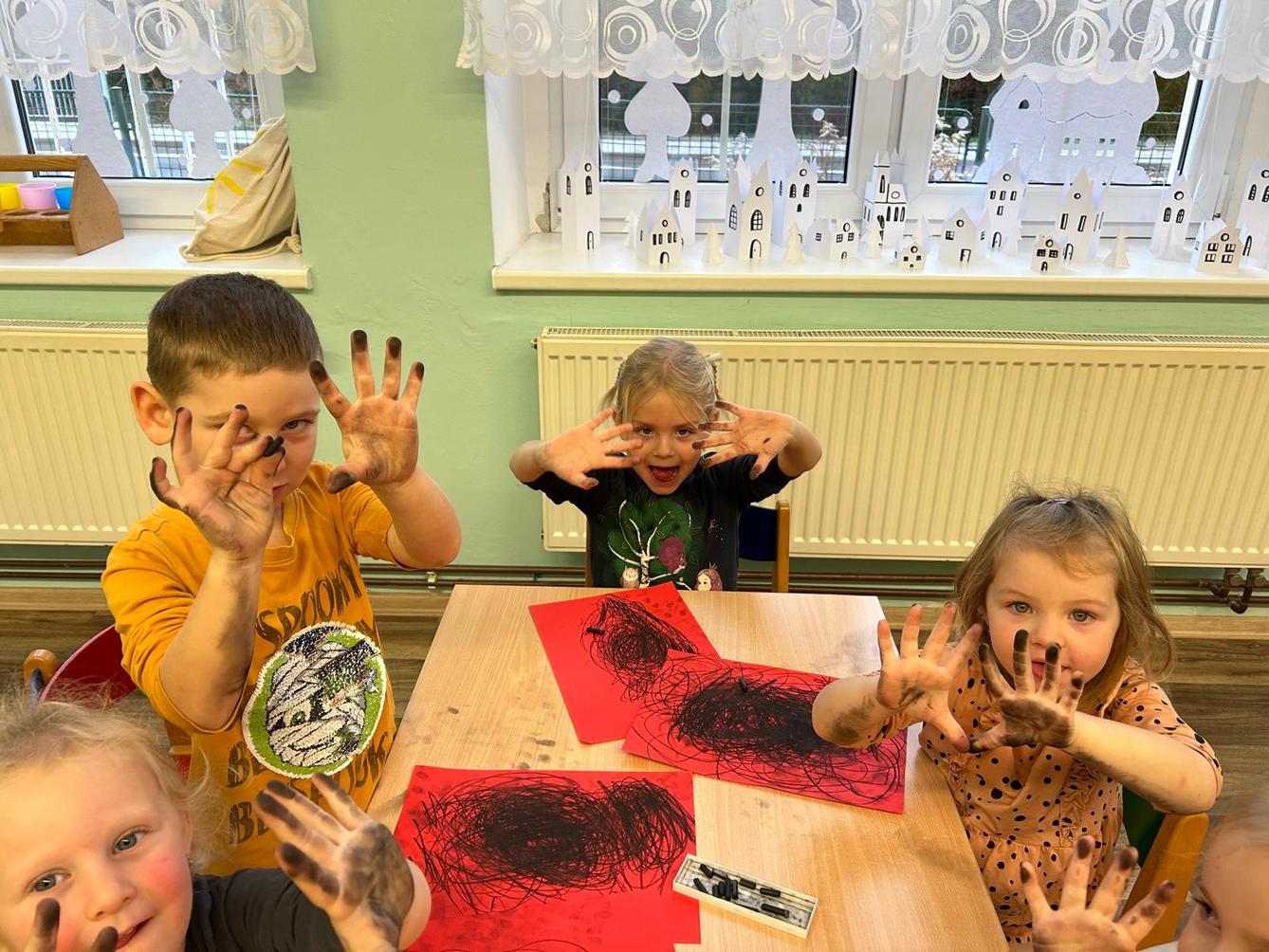 Mikuláš, anděl a čertíci ve školce - 6