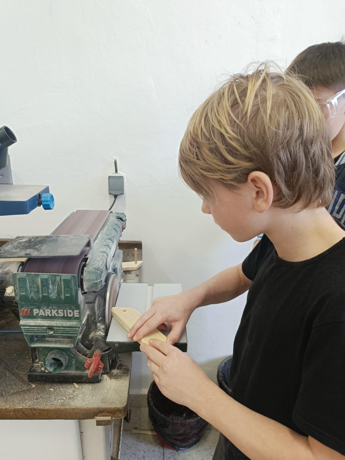 Tematická dílna Práce se dřevem - 10