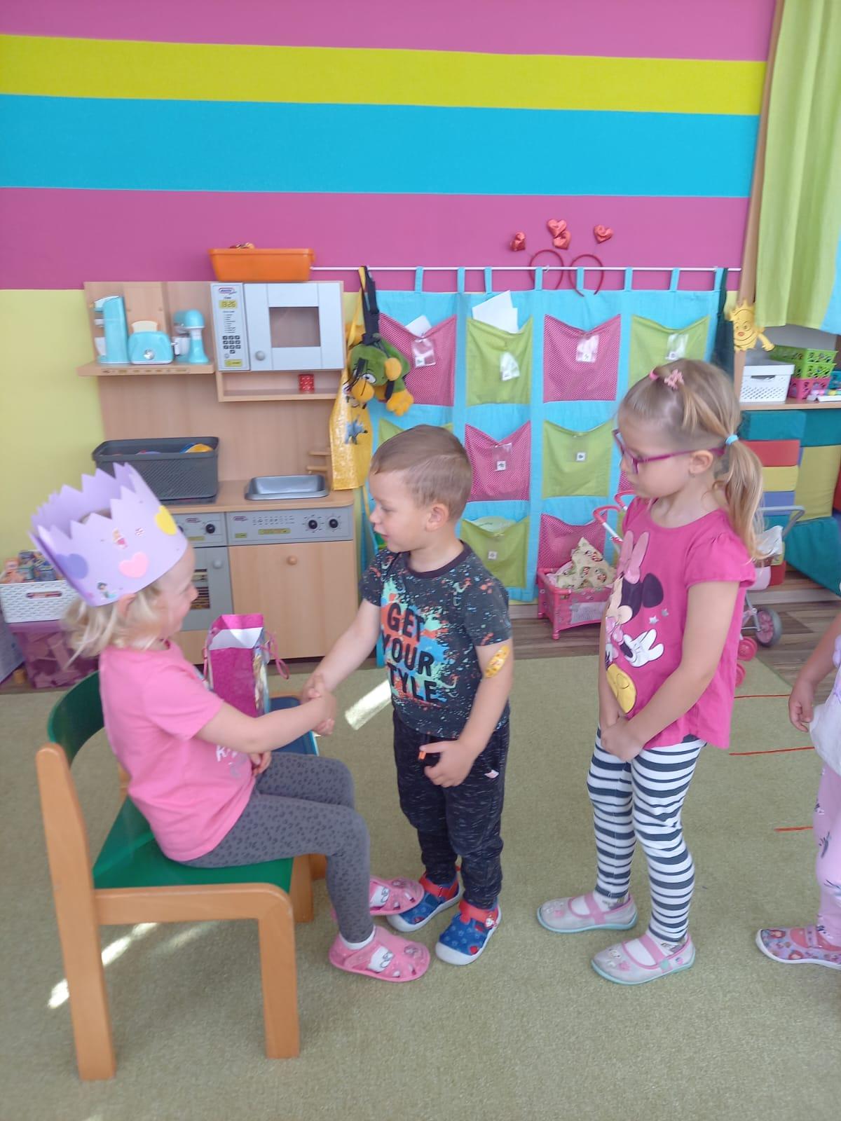 Slavíme: Esterka měla narozeniny - 7