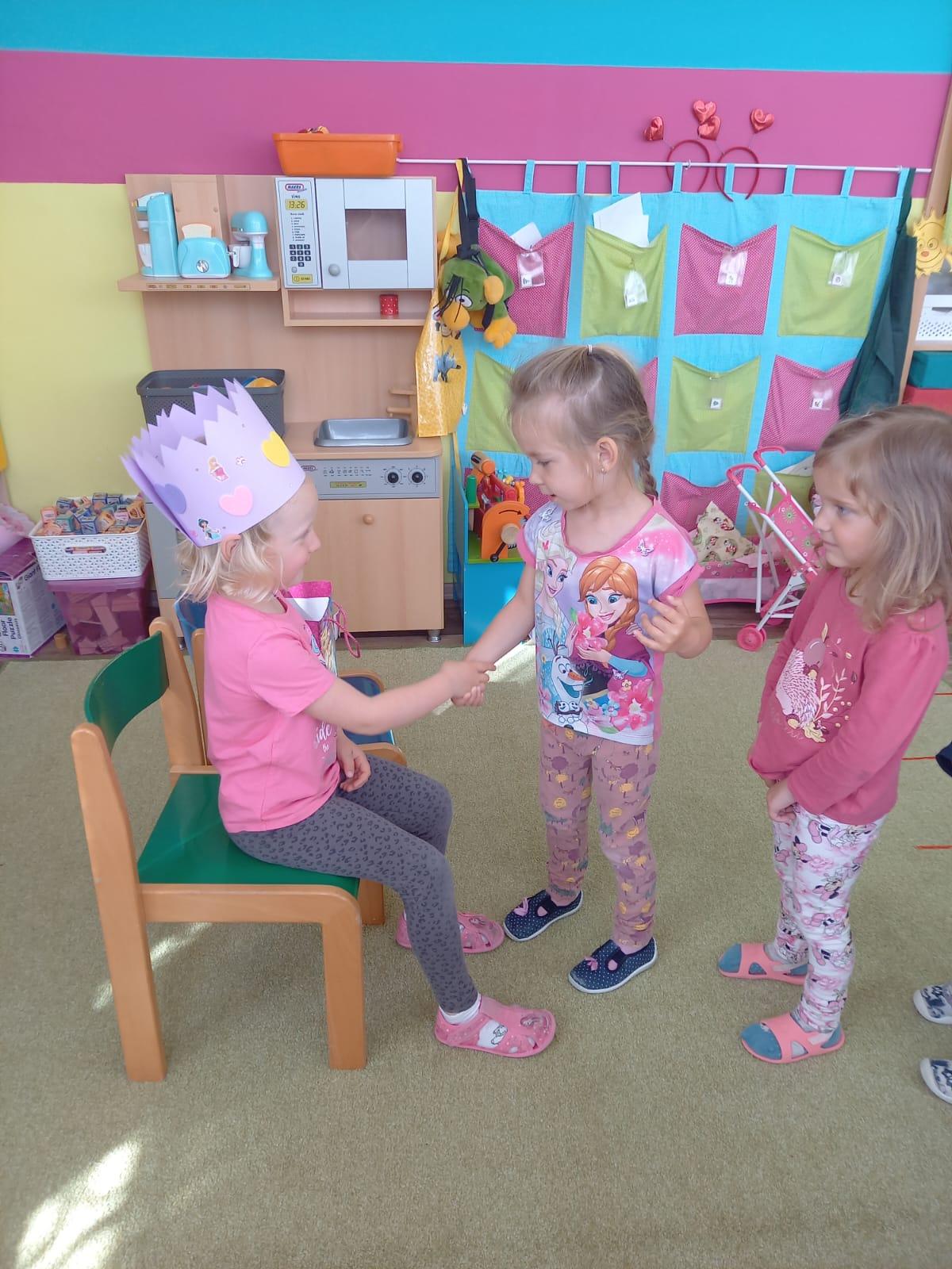 Slavíme: Esterka měla narozeniny - 10