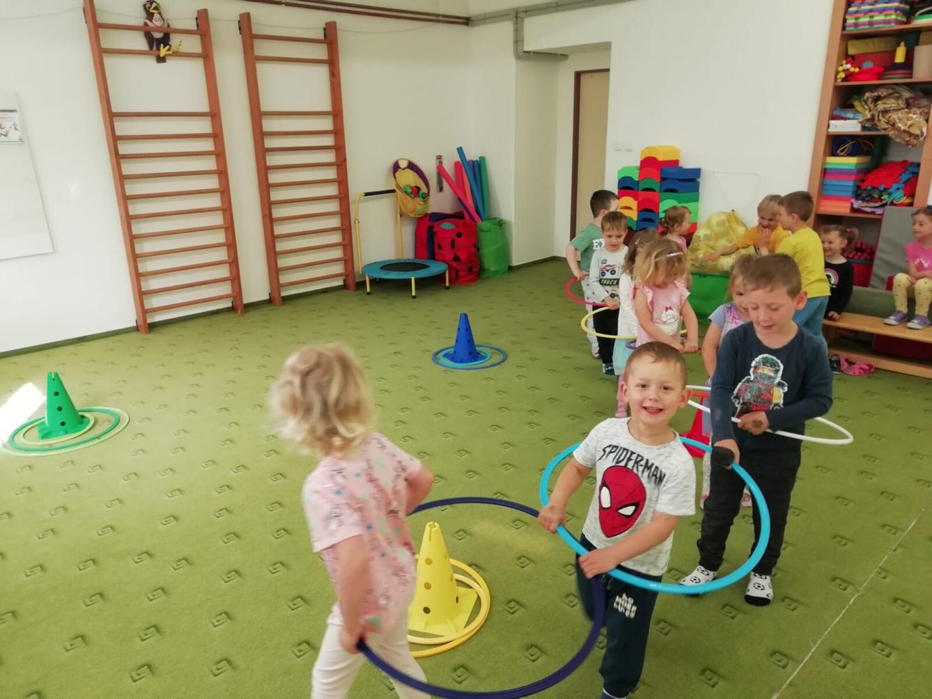 broučci: sportujeme... - 5