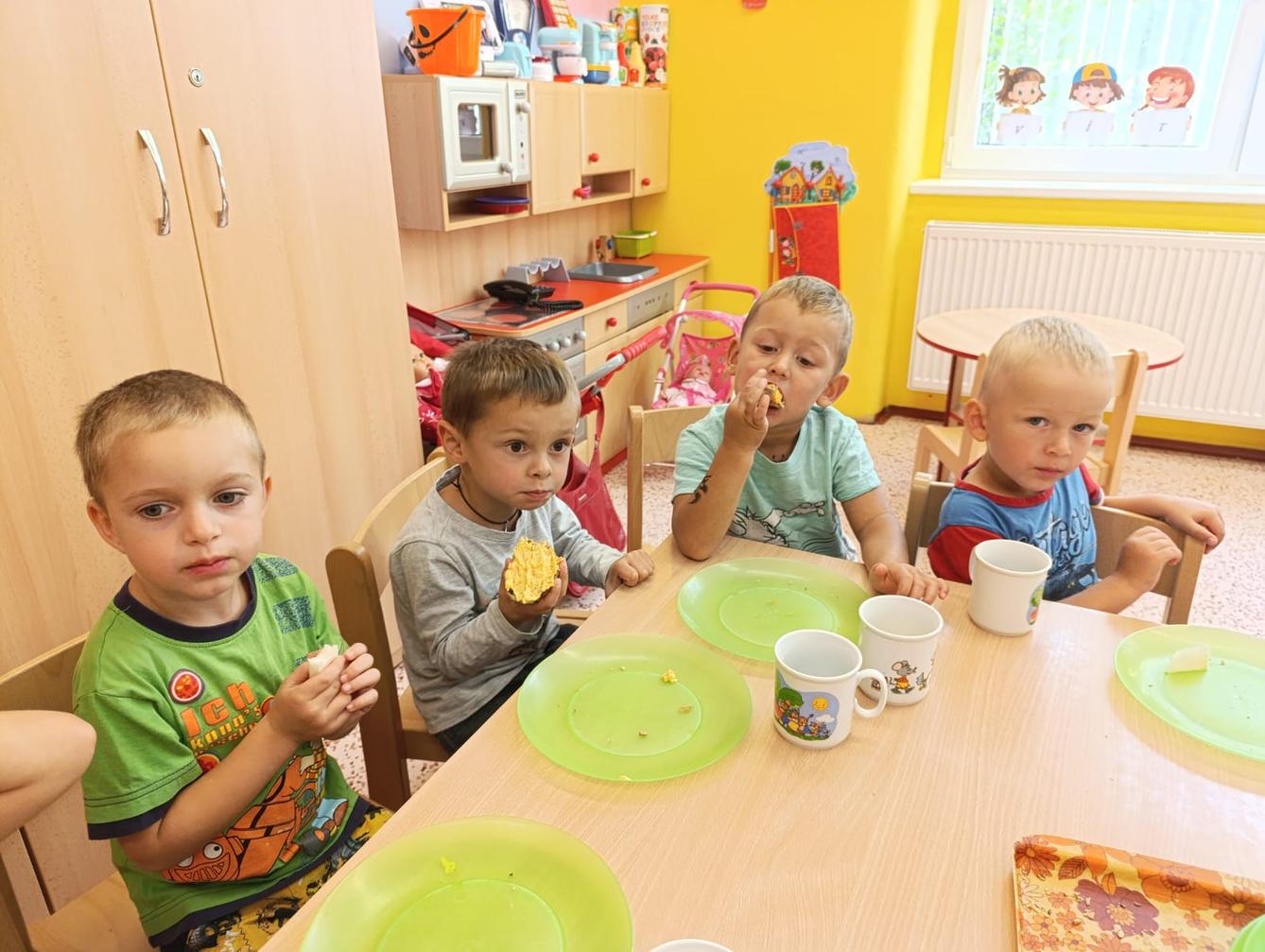 BROUČCI - HURÁ DO ŠKOLKY - 7