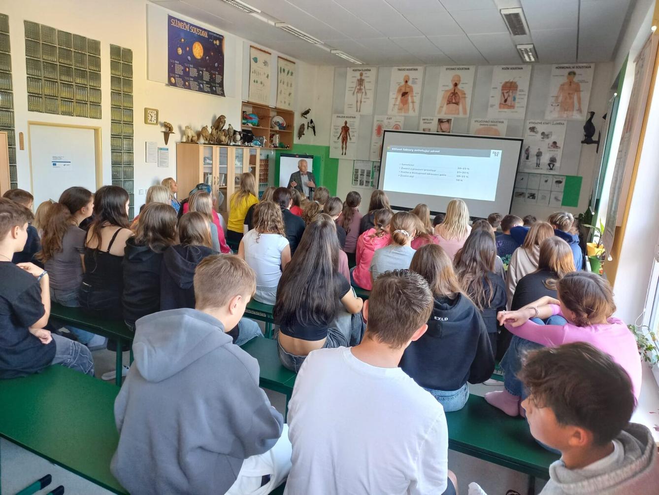Sport a zdravý životní styl - beseda s prof. Janem Pirkem - 13