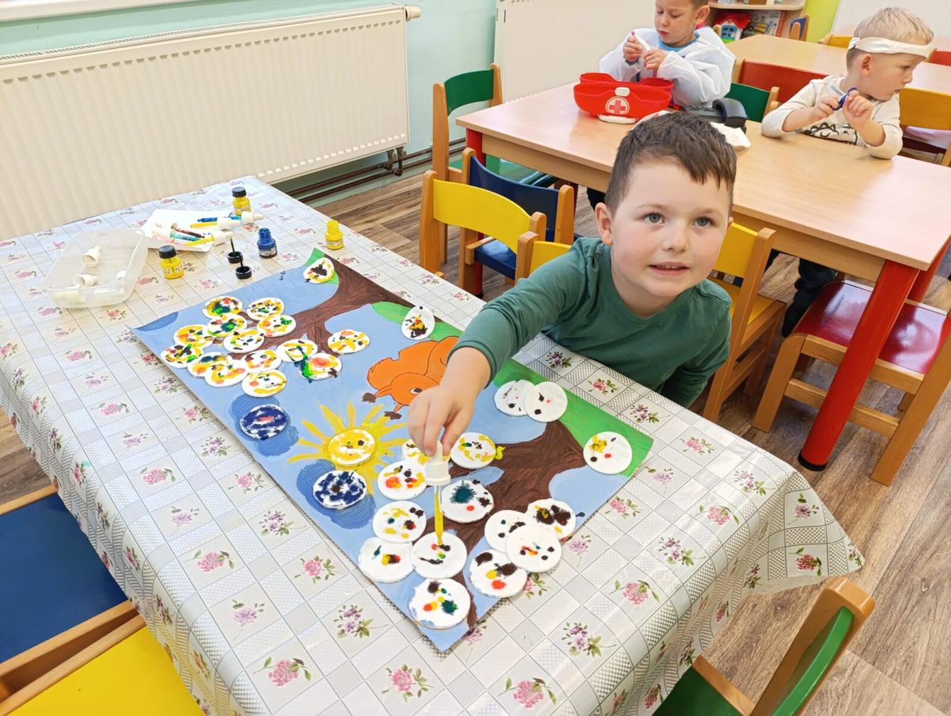 BROUČCI - VŮNĚ JABLÍČKA - 15