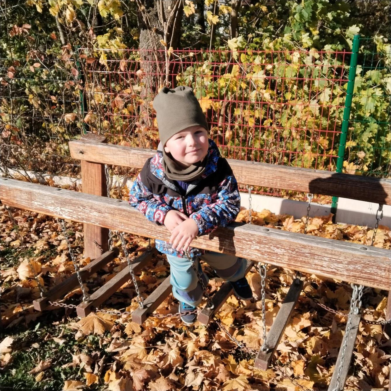 broučci: listí žloutne poletuje - 10