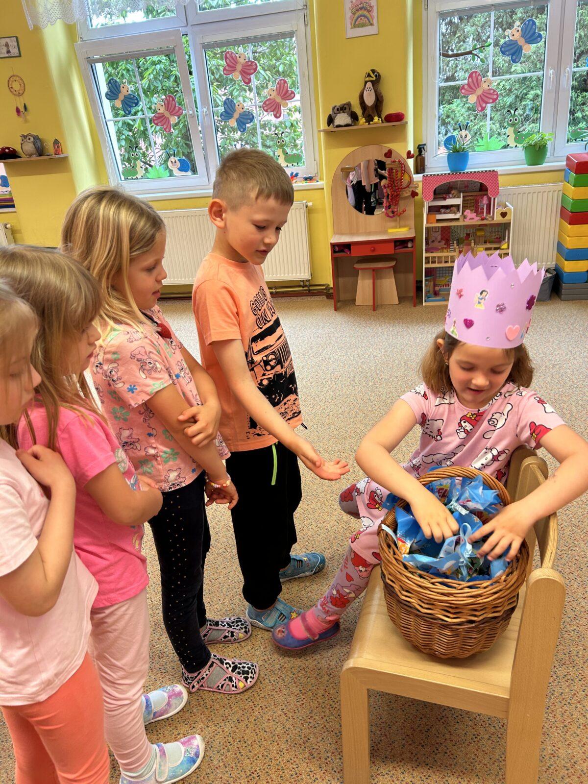 SLAVÍME: IZABELKA MĚLA NAROZENINY - 5