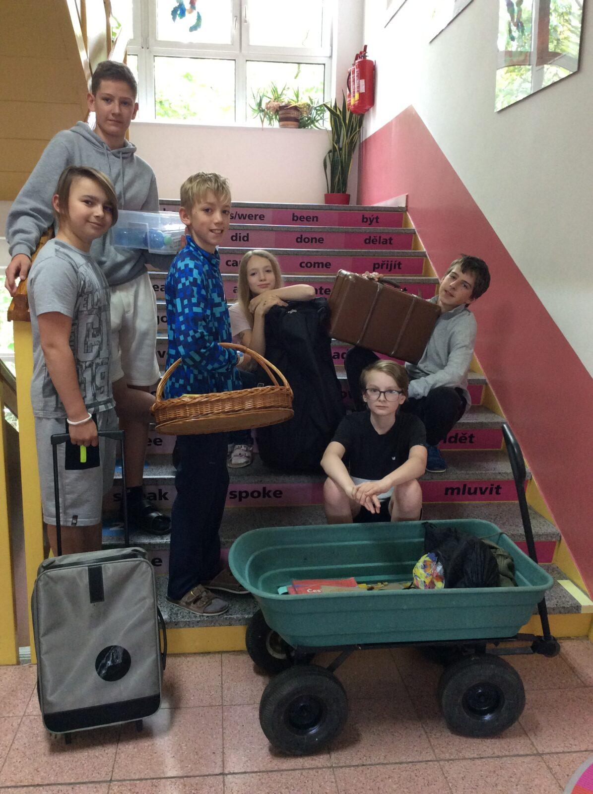 DEN BEZ AKTOVEK - 11