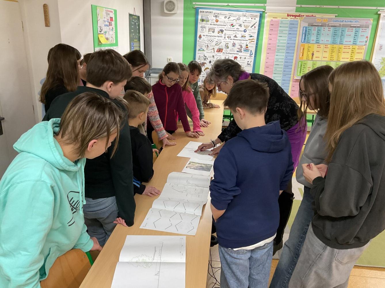 Setkání členů Žákovského parlamentu s paní ředitelkou - 6