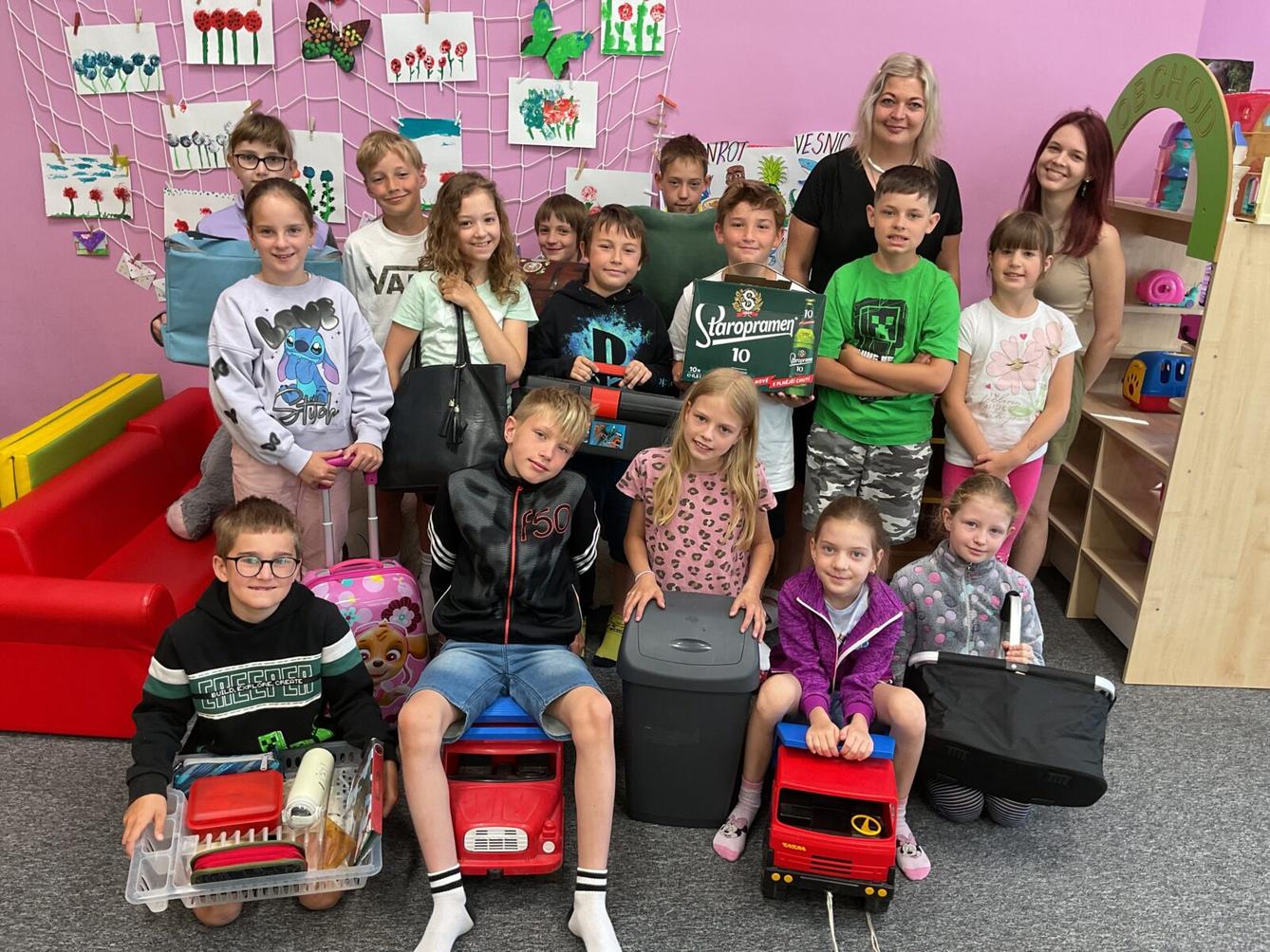 DEN BEZ AKTOVEK - 12